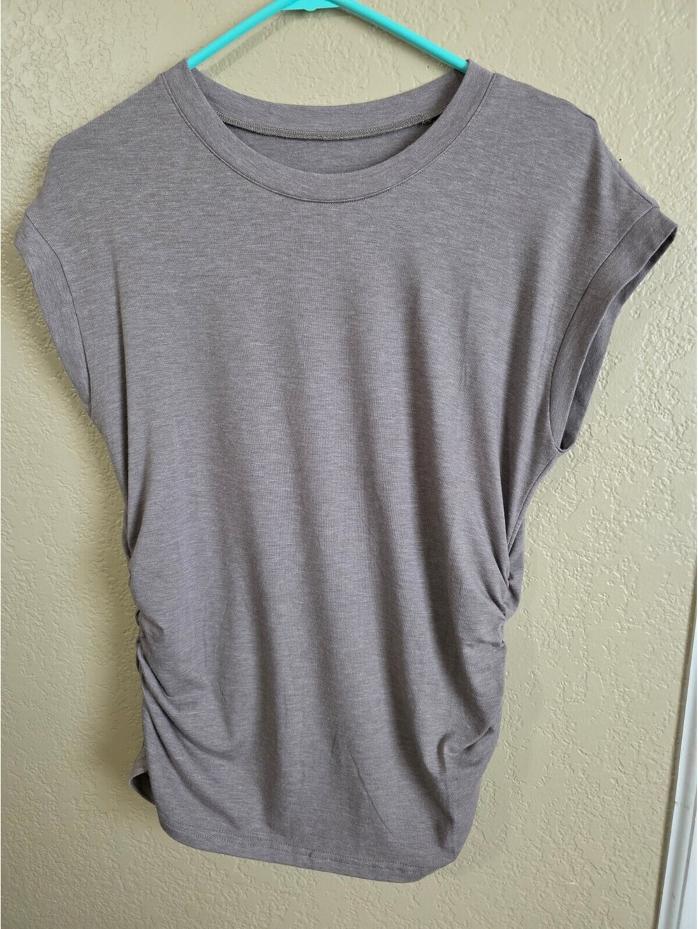 Gray Short Sleeve with Flattering Ruched Side T-Shirt Size Medium